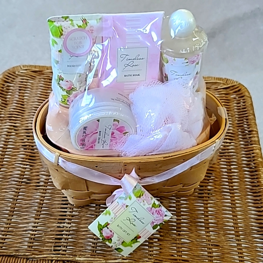 Timeless Rose Bath Basket Gift Set